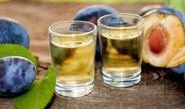 sljivovica-1-1